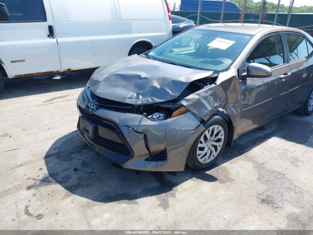 2T1BURHE6JC044223 Toyota COROLLA LE