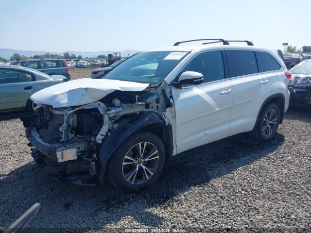 5TDBZRFH4JS907963 Toyota Highlander Le