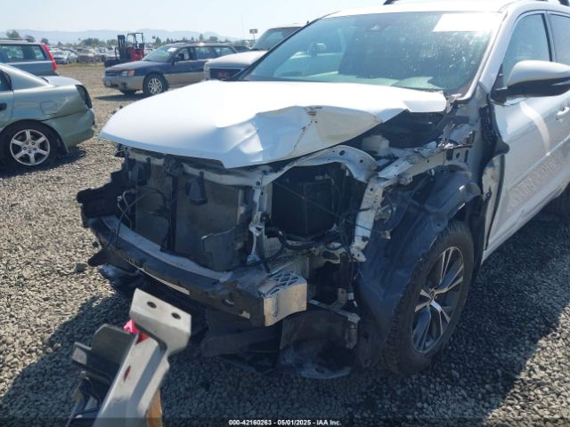 5TDBZRFH4JS907963 Toyota Highlander Le