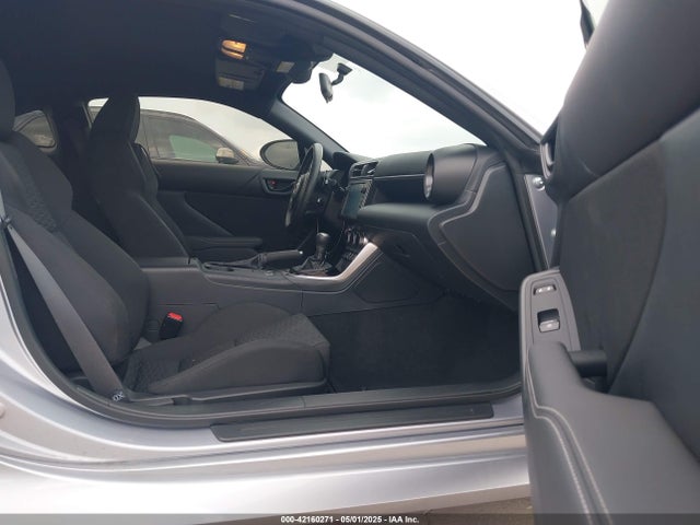 JF1ZNBC15P8759916 Toyota GR86