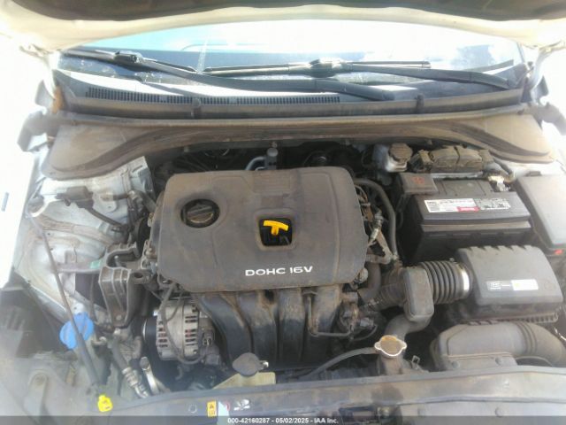 5NPD84LF5JH339083 Hyundai ELANTRA SEL