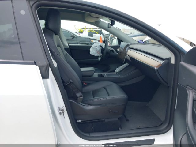 2022 TESLA MODEL Y 7SAYGDEE0NF364070 Photo 4