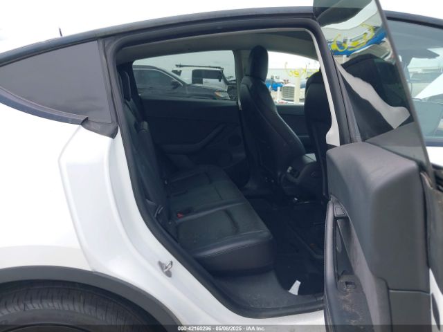 2022 TESLA MODEL Y 7SAYGDEE0NF364070 Photo 7