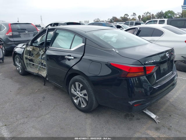 Nissan 2021 2021 1N4BL4BV6MN371808 Image 3