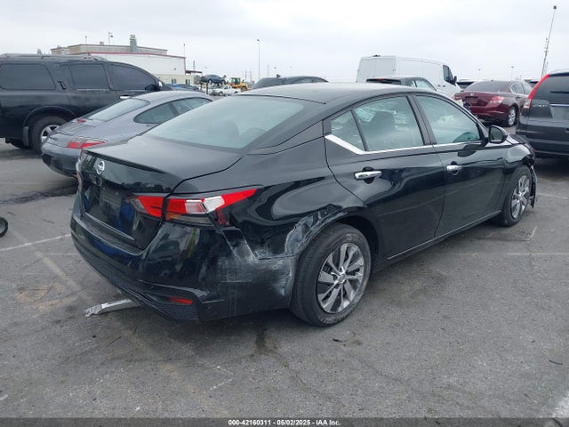 Nissan 2021 2021 1N4BL4BV6MN371808 Image 4