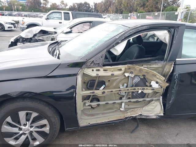 Nissan 2021 2021 1N4BL4BV6MN371808 Image 6