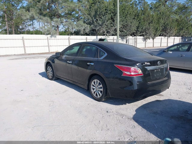 Nissan Altima 2.5 S 2015 1N4AL3AP3FC267977 Image 3