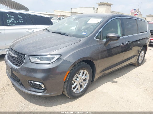 Chrysler Pacifica Touring L 2023 2C4RC1BG6PR546509 Image 2