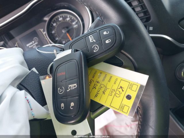 2019 JEEP CHEROKEE 1C4PJLLB3KD143546 Photo 10