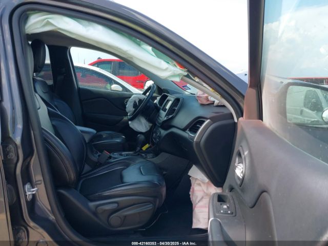 2019 JEEP CHEROKEE 1C4PJLLB3KD143546 Photo 4