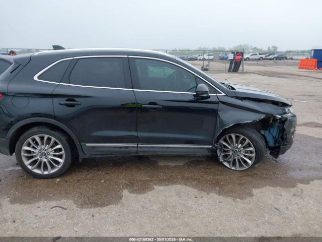 5LMCJ3C92HUL09004 Lincoln Mkc Reserve