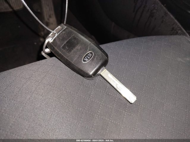 5XYPGDA3XGG044375 KIA Sorento 2.4l Lx