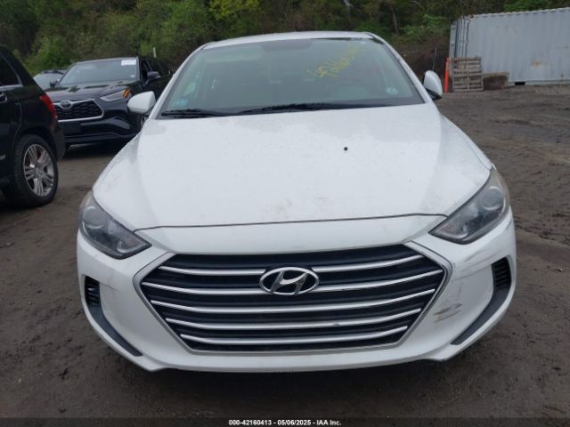 5NPD84LF8HH117065 Hyundai ELANTRA SE