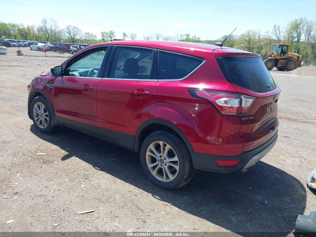 1FMCU9G97HUA62893 Ford ESCAPE SE