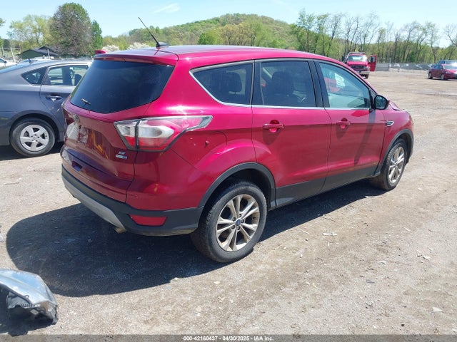 1FMCU9G97HUA62893 Ford ESCAPE SE