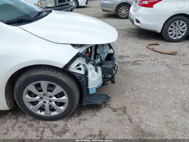 5YFEPMAE8MP189530 Toyota COROLLA LE
