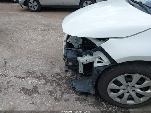 5YFEPMAE8MP189530 Toyota COROLLA LE