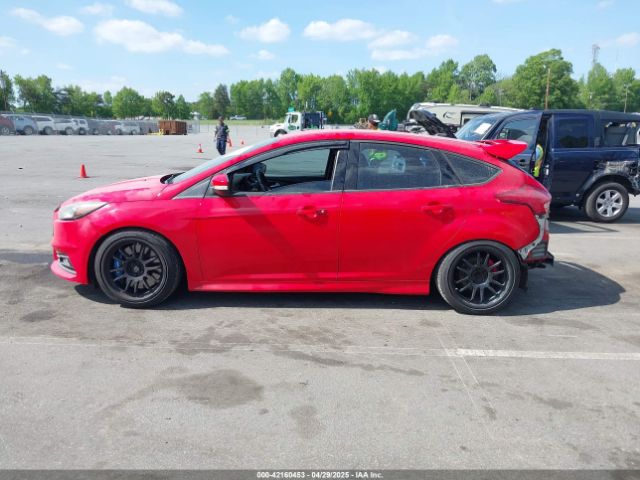 1FADP3L98GL357272 Ford FOCUS ST