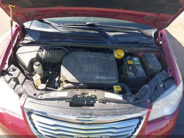 2C4RC1BG9ER326259 Chrysler Town & Country Touring