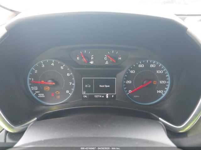2GNAXHEV9J6105560 Chevrolet EQUINOX LS