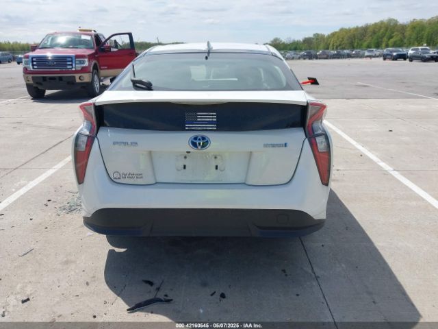 JTDKARFU6G3004339 Toyota Prius Four Touring