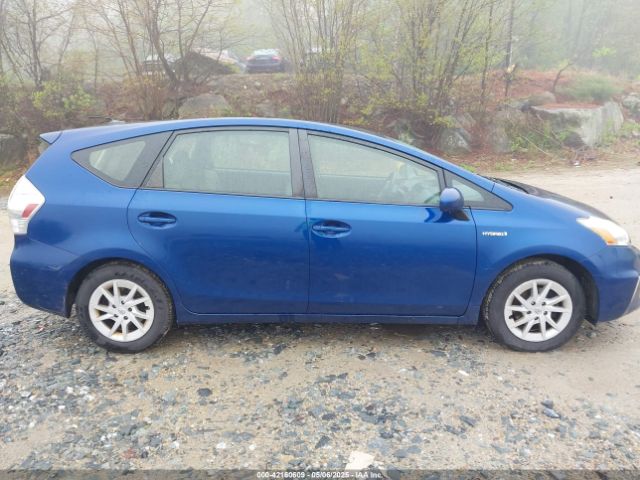 JTDZN3EU7EJ001850 Toyota Prius V Three