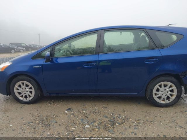JTDZN3EU7EJ001850 Toyota Prius V Three