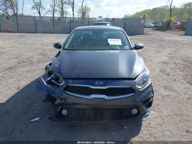 3KPF24AD4ME326202 KIA Forte Lxs