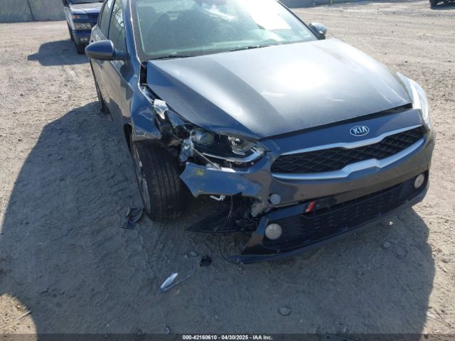3KPF24AD4ME326202 KIA Forte Lxs