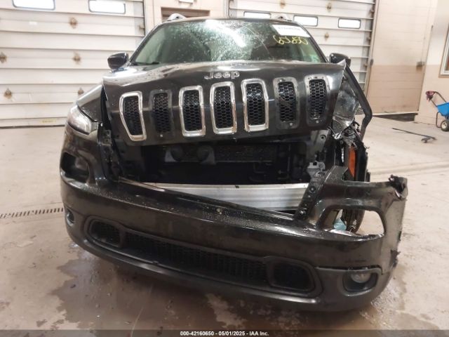 1C4PJMCB5FW772094 Jeep Cherokee Latitude