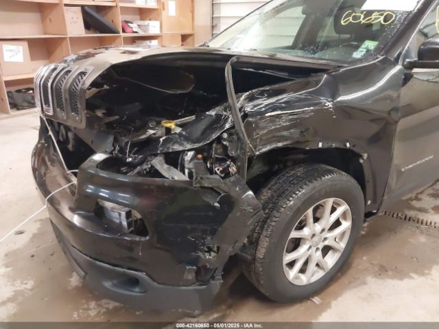 1C4PJMCB5FW772094 Jeep Cherokee Latitude