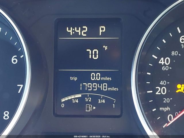 3VWD17AJ4FM295105 Volkswagen Jetta 1.8t Se