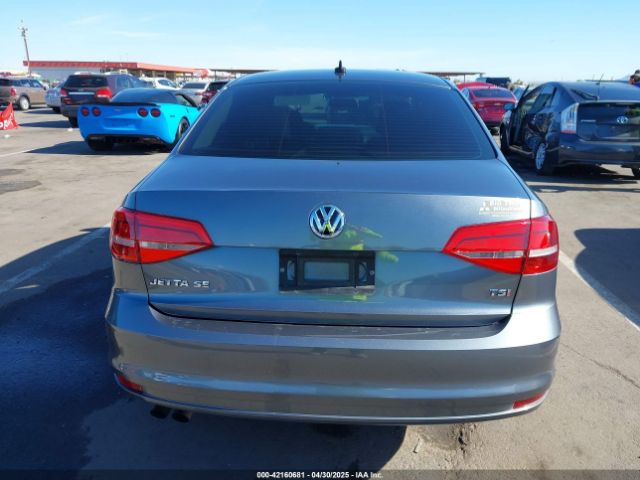 3VWD17AJ4FM295105 Volkswagen Jetta 1.8t Se