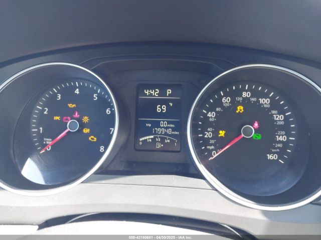 3VWD17AJ4FM295105 Volkswagen Jetta 1.8t Se