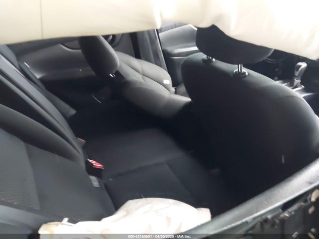 JN1BJ1AV5MW571656 Nissan Rogue Sport S Fwd Xtronic Cvt