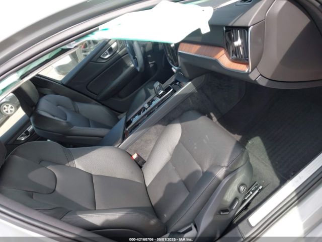 2024 VOLVO S60 7JRL12TL2RG301001 Photo 4