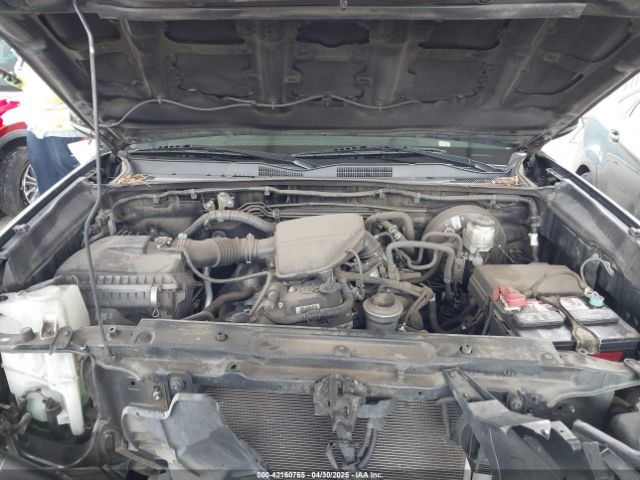 5TFAX5GN5KX140795 Toyota Tacoma Sr5