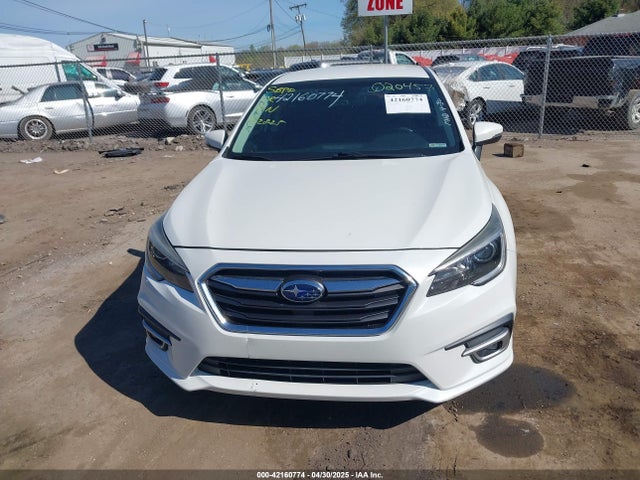 4S3BNAF66J3020457 Subaru Legacy 2.5i Premium