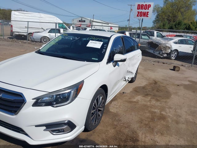 4S3BNAF66J3020457 Subaru Legacy 2.5i Premium