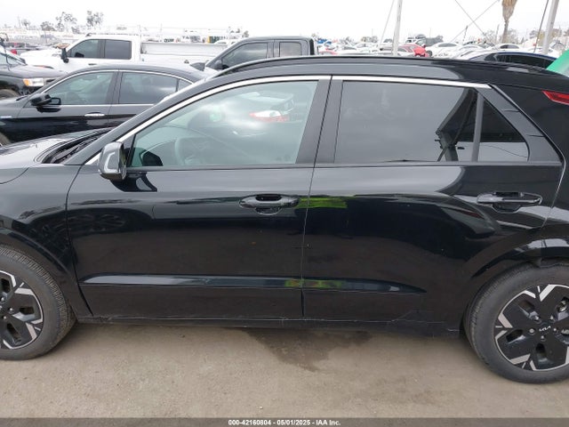 KNDCR3L1XP5038308 KIA 2023