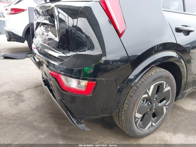 KNDCR3L1XP5038308 KIA 2023