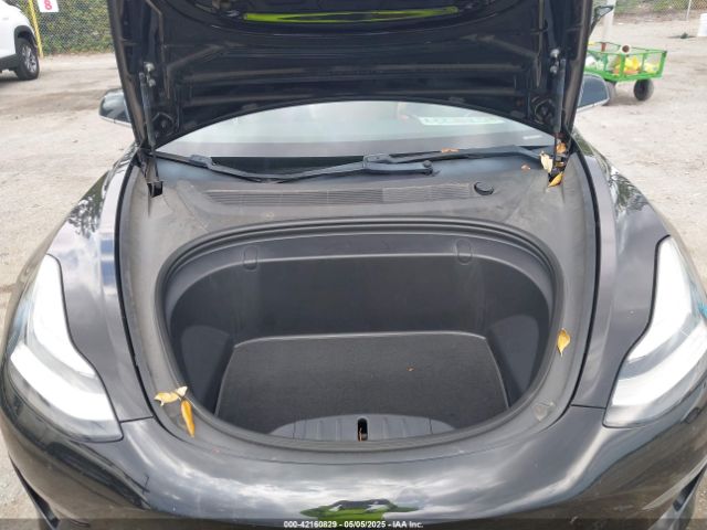 5YJ3E1EA2JF156808 Tesla Model 3 Long Range/mid Range