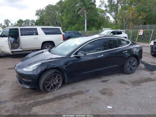 5YJ3E1EA2JF156808 Tesla Model 3 Long Range/mid Range