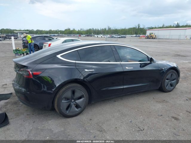 5YJ3E1EA2JF156808 Tesla Model 3 Long Range/mid Range