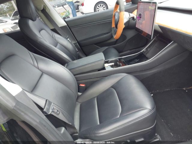 5YJ3E1EA2JF156808 Tesla Model 3 Long Range/mid Range