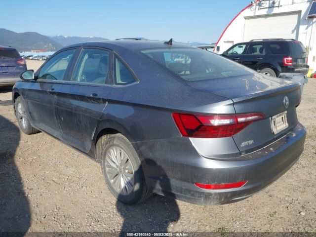 2020 VOLKSWAGEN JETTA 3VWCB7BU4LM034831 Photo 2