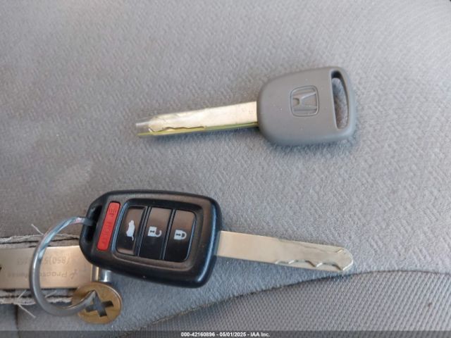 2HKRM3H36FH558362 Honda CR-V LX