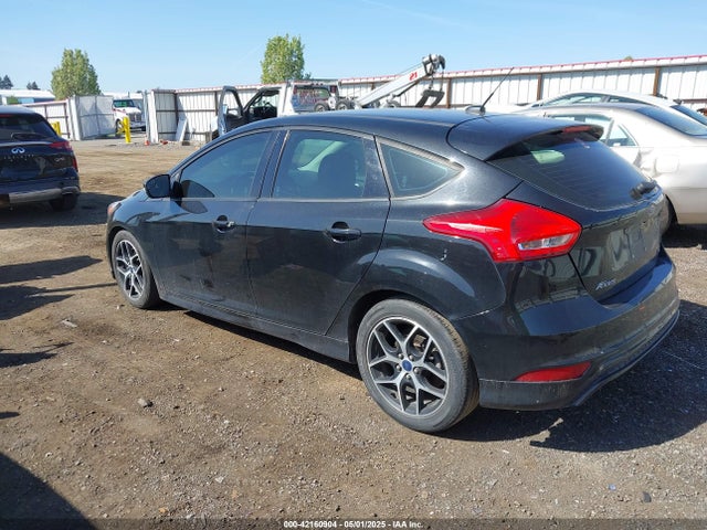 Ford Focus 2015 1FADP3K26FL320689 Image 16