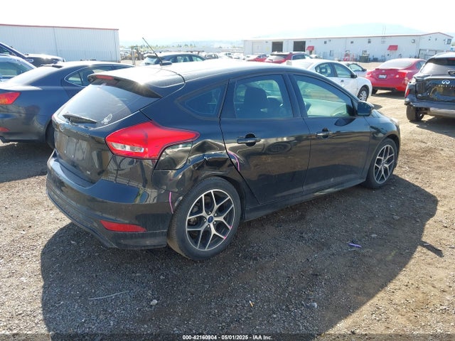 Ford Focus 2015 1FADP3K26FL320689 Image 17