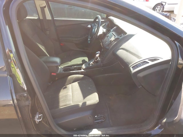 Ford Focus 2015 1FADP3K26FL320689 Image 18